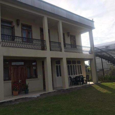 Luka Family Guest House Batumi Exterior photo