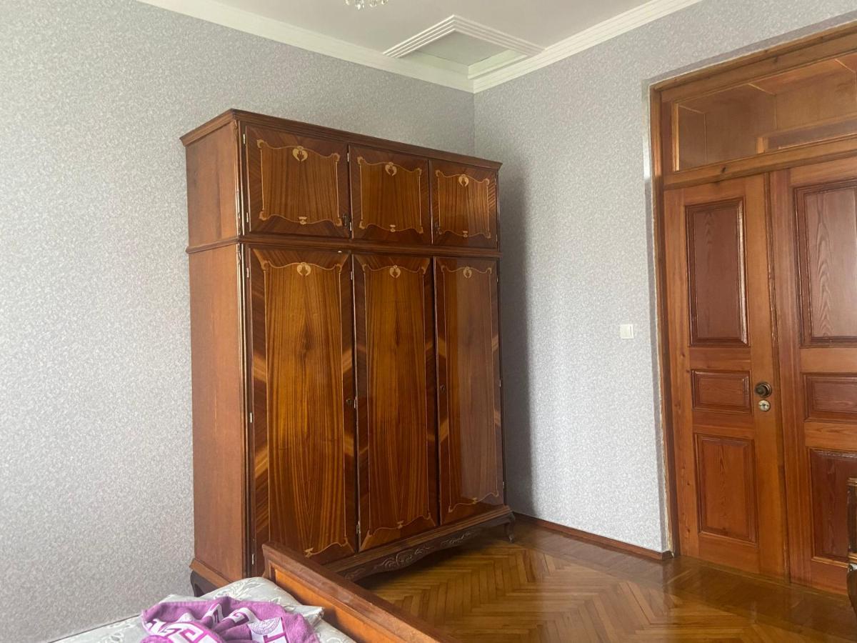 Luka Family Guest House Batumi Exterior photo